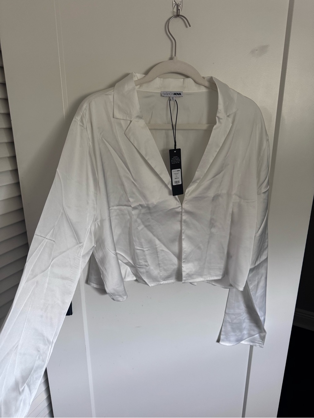 Fashion Nova White Satin Cropped Blazer Jacket